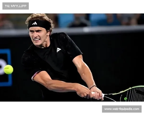 阿尔卡拉斯锁定年终第一瞬间,团队庆祝目标达成