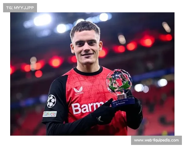 门将巴茨连续扑救凯恩头球，美因茨防线核心的领袖表现